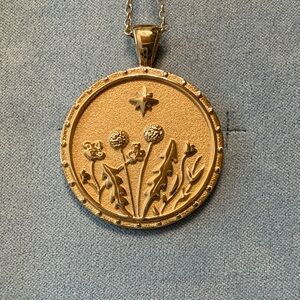 Jane Win Wanderlust Large Charm